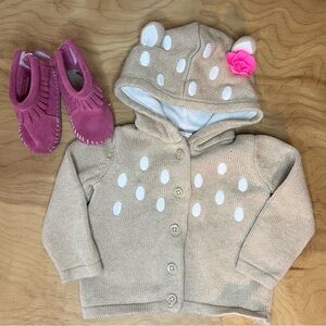 12-18M Gymboree ‘deer’ Sweater, Minnetonka Moccasin Booties